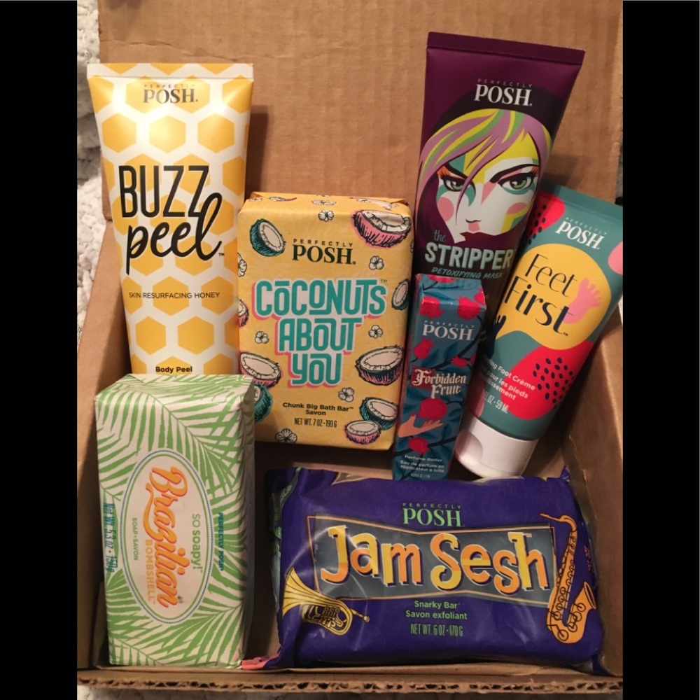 Perfectly Posh bundle